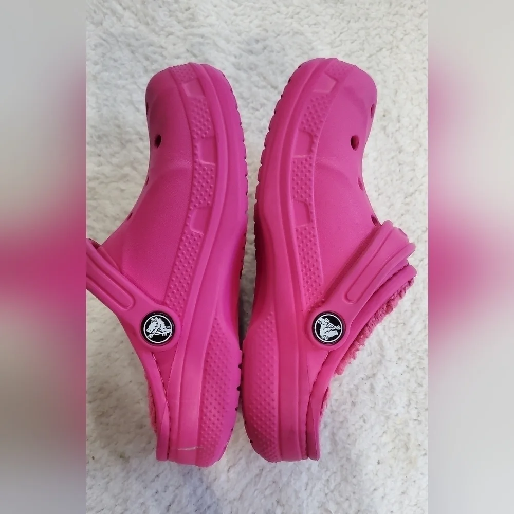 Crocs Classic Lined‎ Hot pink Girls Clogs Size 1